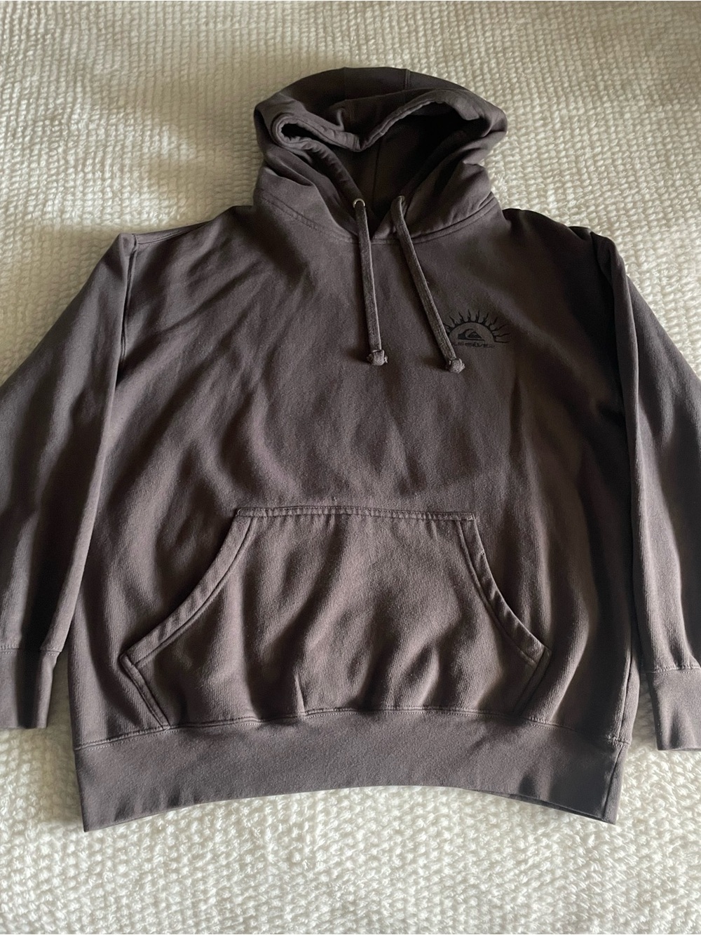 Quiksilver | Grey Pullover Hoodie | Men’s Hoodie | Skull Detail Hoodie